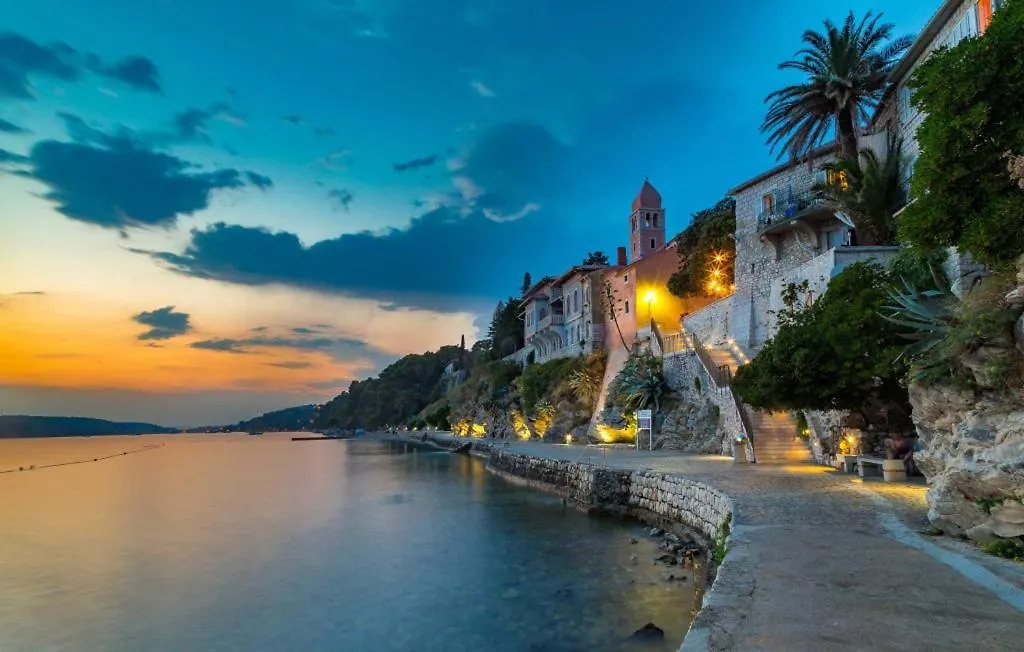 Villa Supetarska Draga With 3 Bedrooms In Rab 0*,